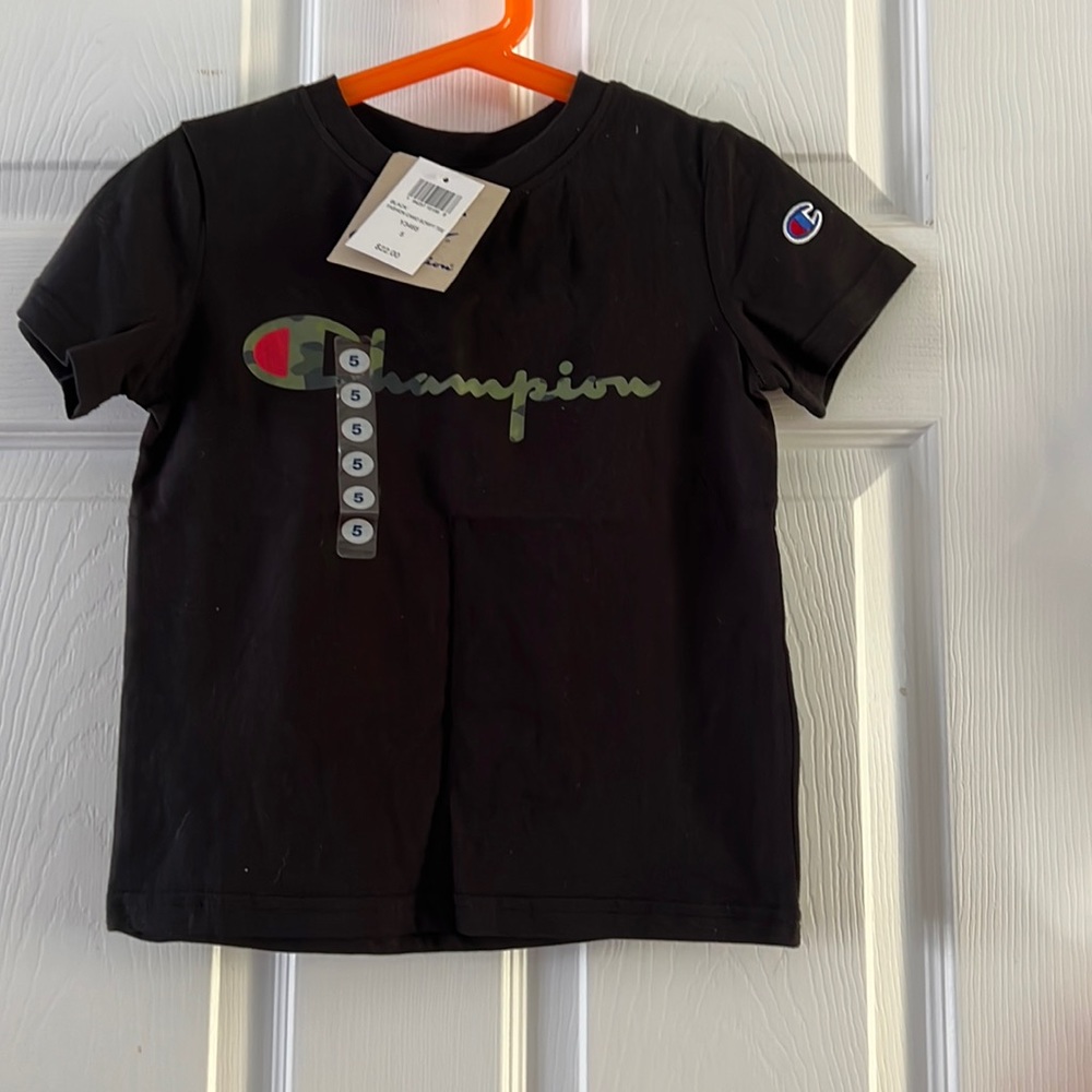 Unisex 5 Black Champion tee